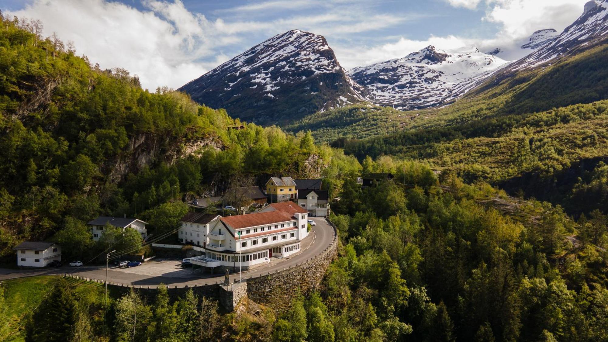 Hotel Utsikten - By Classic Norway Hotels Гейрангер Экстерьер фото