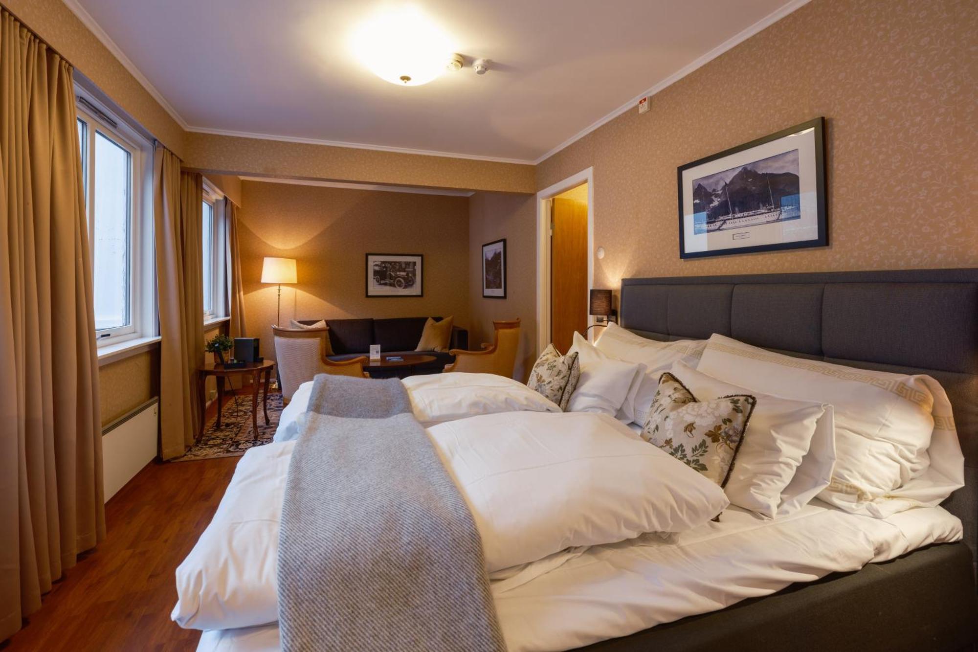 Hotel Utsikten - By Classic Norway Hotels Гейрангер Экстерьер фото